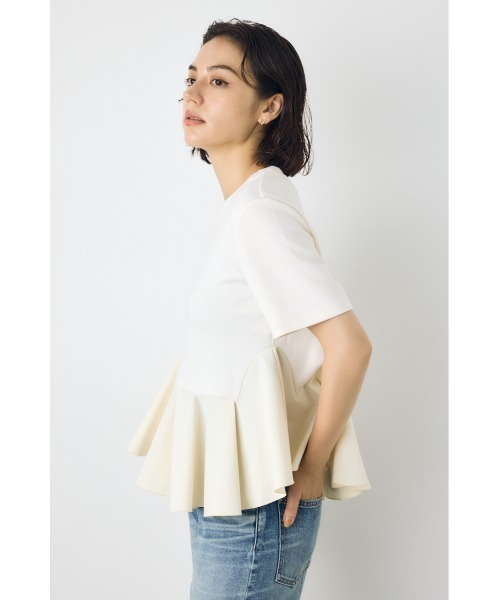 AZUL by moussy(アズールバイマウジー)の「【身長/骨格別着用画像あり】フレアヘムペプラムカットトップス 夏服 秋服 半袖 ウエストカバー 体系カバー ペプラムトップス(Tシャツ/カットソー・レディース・マジェンタ/アイボリー/ブラック・FREE)」の5枚目の写真
