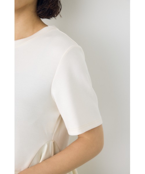 AZUL by moussy(アズールバイマウジー)の「【身長/骨格別着用画像あり】フレアヘムペプラムカットトップス 夏服 秋服 半袖 ウエストカバー 体系カバー ペプラムトップス(Tシャツ/カットソー・レディース・マジェンタ/アイボリー/ブラック・FREE)」の9枚目の写真