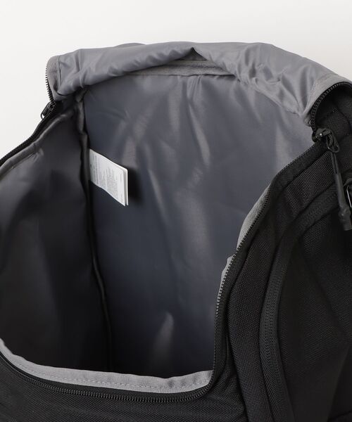 NIKE(ナイキ)の「【NIKE】ナイキ 35L リュックサック(バックパック/リュック・メンズ・ブラック・FREE)」の4枚目の写真