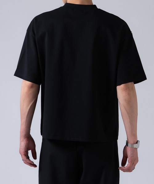 OXA(オグザ)の「ショート丈 無地 半袖VネックTシャツ OXA(Tシャツ/カットソー・メンズ・グレー/ブラック/ホワイト・FREE)」の12枚目の写真