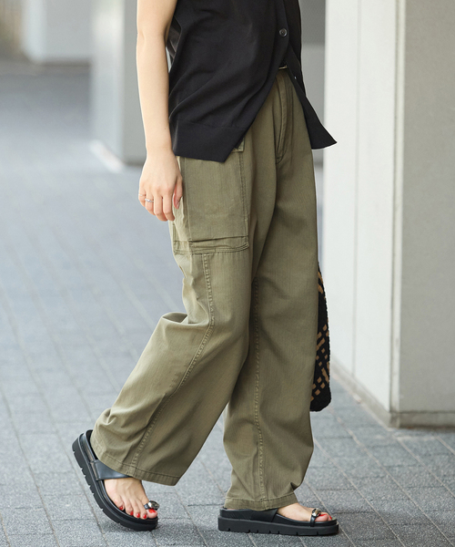 JOURNAL STANDARD(ジャーナルスタンダード)の「Military Cargo Pants(カーゴパンツ・レディース・ホワイト/カーキ・36/38)」の2枚目の写真