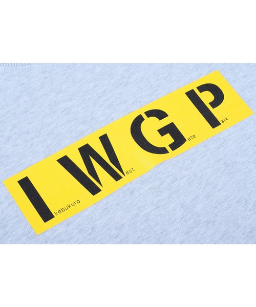 MEDICOM TOY（メディコムトイ）の「MLE × I.W.G.P. I.W.G.P. LOGO CREW NECK SWEATSHIRT（Tシャツ/カットソー・メンズ・グレー/ブラック・SMALL/MEDIUM/LARGE/X-LARGE）」の4枚目の写真