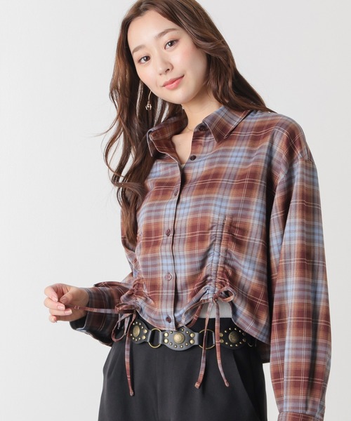 Honeys(ハニーズ)の「ドロストショート丈シャツ(シャツ/ブラウス・レディース・ブラック系その他2/ブラウン系その他2/ベージュ系その他2/ネイビー系1・L/M/S)」の13枚目の写真