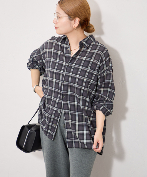 JOURNAL STANDARD(ジャーナルスタンダード)の「《追加2》別注【LANCER CLOTHING CORPORATION】オーバーFITシャツ(シャツ/ブラウス・レディース・ブラック/ブルー/ネイビー・LARGE)」の3枚目の写真