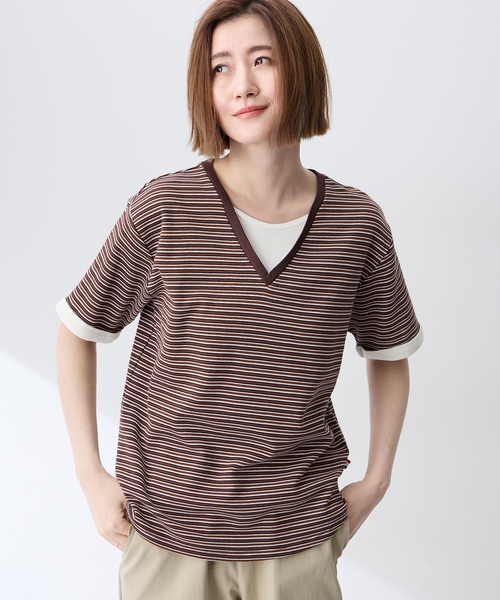 Petit Honfleur（プチオンフルール）の「レイヤード風ボーダーVネックTシャツ（Tシャツ/カットソー・レディース・グレー/ブラウン・M/L）」の3枚目の写真