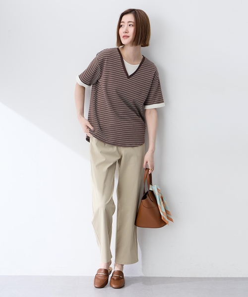 Petit Honfleur（プチオンフルール）の「レイヤード風ボーダーVネックTシャツ（Tシャツ/カットソー・レディース・グレー/ブラウン・M/L）」の10枚目の写真