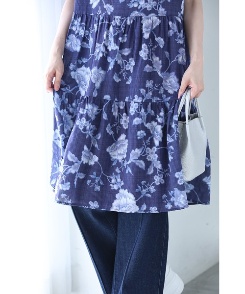 cawaii(カワイイ)の「静寂に咲くシノワズリな花柄ミニワンピース(ワンピース・レディース・ネイビー・FREE)」の7枚目の写真