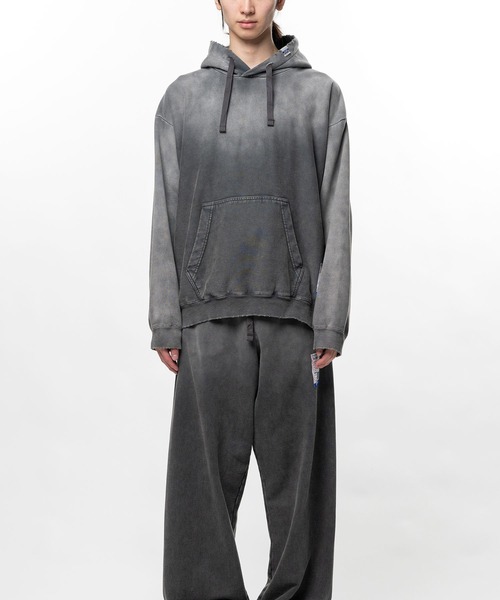 In・stru(men-tal).(インストルメンタル)の「【in・stru(men-tal).】FRENCH TERRY DISTRESSED HOODIE(パーカー・メンズ・ブラック/レッド/タン/グリーン・46/48)」の17枚目の写真
