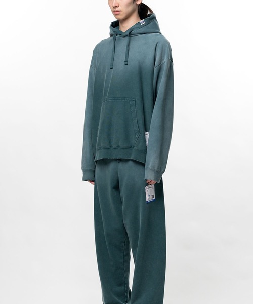 In・stru(men-tal).(インストルメンタル)の「【in・stru(men-tal).】FRENCH TERRY DISTRESSED HOODIE(パーカー・メンズ・ブラック/レッド/タン/グリーン・46/48)」の16枚目の写真