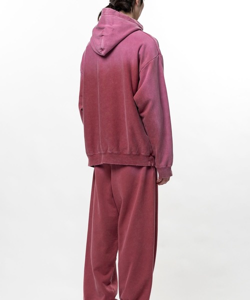 In・stru(men-tal).(インストルメンタル)の「【in・stru(men-tal).】FRENCH TERRY DISTRESSED HOODIE(パーカー・メンズ・ブラック/レッド/タン/グリーン・46/48)」の9枚目の写真