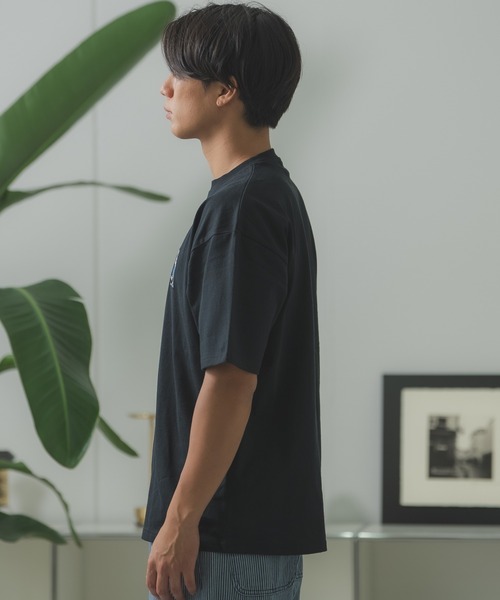 SIDEWAY STANCE(サイドウェイスタンス)の「【SIDEWAY STANCE】ワンポイント 刺しゅう 半袖Tシャツ(Tシャツ/カットソー・メンズ・ライトグレー/パープル系/ブラック系1/ホワイト系/ブラック系/ブラック/ホワイト/カーキ系1/ホワイト系1・SMALL/LARGE/MEDIUM/X-LARGE)」の11枚目の写真
