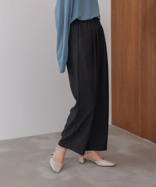 Bou Jeloud（ブージュルード）の「タックデニム調パンツ（その他パンツ・レディース・チャコールグレー/インディゴブルー・FREE）」の5枚目の写真