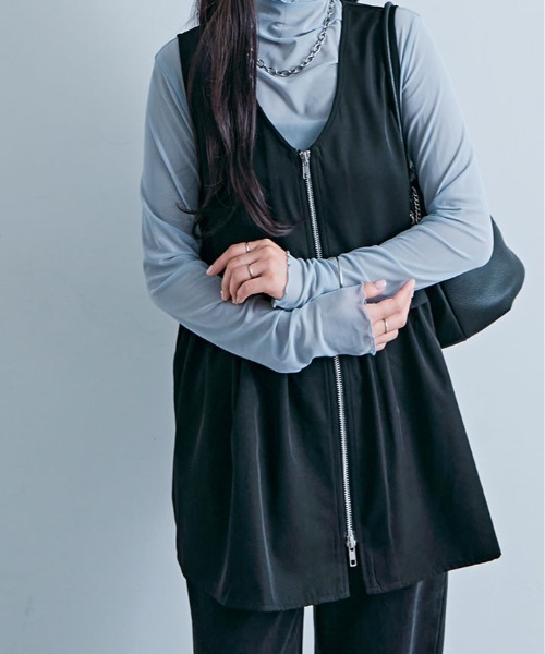 kirakiraShop（キラキラショップ）の「ミドル丈 ギャザー ジップ ベスト（ベスト・レディース・ベージュ/ブラック/チャコール・FREE）」の7枚目の写真