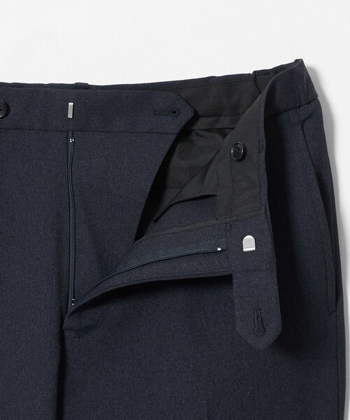 A DAY IN THE LIFE UNITED ARROWS(アデイインザライフユナイテッドアローズ)の「ウールライク サージ スラックス-セットアップ対応・ウォッシャブル-<A DAY IN THE LIFE>(スラックス・メンズ・ブラウン系/ネイビー/ダークグレー・S/XL/M/L)」の8枚目の写真