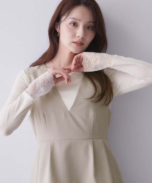 index（インデックス）の「袖レースシアートップス【洗濯機OK】（Tシャツ/カットソー・レディース・ブラック/オフホワイト/ナチュラル・40/38）」の3枚目の写真