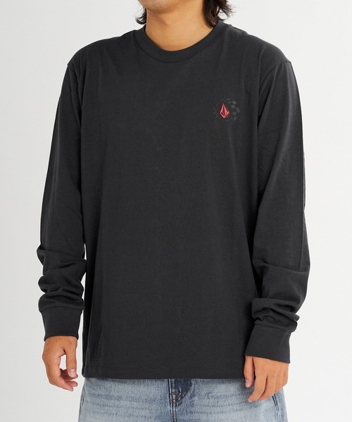 VOLCOM(ボルコム)の「VOLCOM メンズ VEGA LS ロンT 【2026年秋冬モデル】/ボルコムワンポイントロゴ長袖ロンT(Tシャツ/カットソー・メンズ・グリーン/ホワイト/チャコールグレー・MEDIUM/LARGE/X-LARGE)」の2枚目の写真