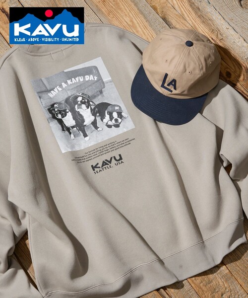 KAVU(カブー)の「KAVU/カブー 限定展開 KAVU×FREAK'S STORE / カブ― 別注 クルードッグ フォトプリント クルーネック スウェット(Tシャツ/カットソー・メンズ・グレイッシュベージュ/スミクロ/ピンク/アッシュグレー・LARGE/SMALL/MEDIUM)」の4枚目の写真