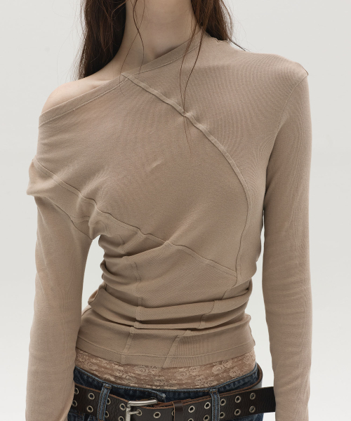 LCDC TM(エルシーディーシーティーエム)の「NEW CURVED ロングスリーブトップ(ベージュ)(Tシャツ/カットソー・レディース・その他・SMALL/MEDIUM)」の6枚目の写真