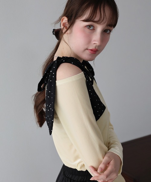 BLUEEAST(ブルーイースト)の「ショルダードットリボンベロアトップス(Tシャツ/カットソー・レディース・アイボリー/ブラウン/ブラック・MEDIUM)」の5枚目の写真