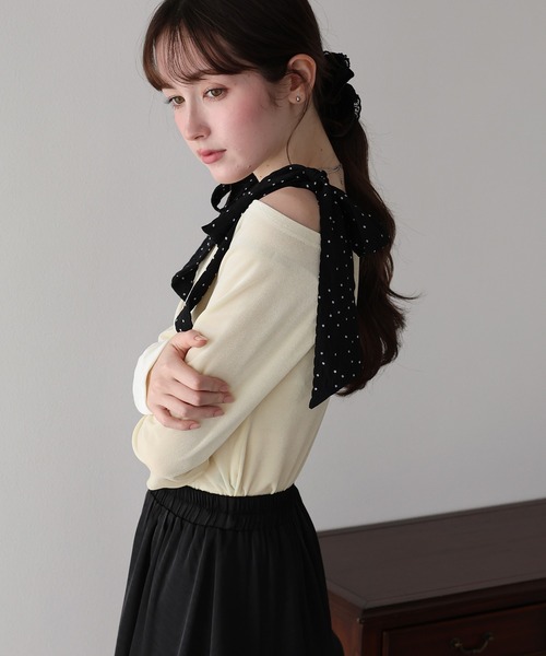 BLUEEAST(ブルーイースト)の「ショルダードットリボンベロアトップス(Tシャツ/カットソー・レディース・アイボリー/ブラウン/ブラック・MEDIUM)」の15枚目の写真