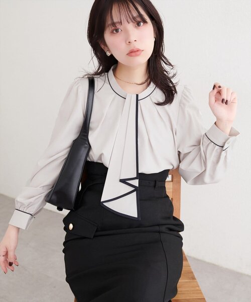 natural couture（ナチュラルクチュール）の「配色ボウタイ２WAYブラウス（シャツ/ブラウス・レディース・ネイビー/オフホワイト/ピンクベージュ/グレイッシュベージュ/その他1・FREE）」の16枚目の写真