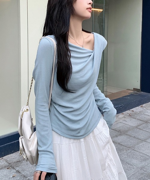 ADDITION STORE(アディションストア)の「ドレープネック ロングスリーブ T(Tシャツ/カットソー・レディース・ベージュ/ブラック/ライトブルー/ライトピンク/オフホワイト・LARGE/MEDIUM/SMALL)」の17枚目の写真