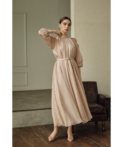 ERADIE(エラディエ)の「Open Shoulder Dot Dress オープンショルダードットドレス(ワンピース・レディース・ブラック系/モーブ系・FREE)」の19枚目の写真