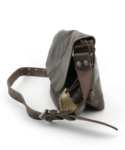 URBAN RESEARCH DOORS WOMENS（アーバンリサーチ ドアーズ ウィメンズ）の「DOORS レザーショルダーバッグA（ショルダーバッグ・レディース・チョコ/ベージュ/ブラウン/ネイビー/レッド・FREE）」の21枚目の写真