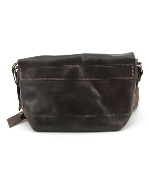 URBAN RESEARCH DOORS WOMENS（アーバンリサーチ ドアーズ ウィメンズ）の「DOORS レザーショルダーバッグA（ショルダーバッグ・レディース・チョコ/ベージュ/ブラウン/ネイビー/レッド・FREE）」の22枚目の写真