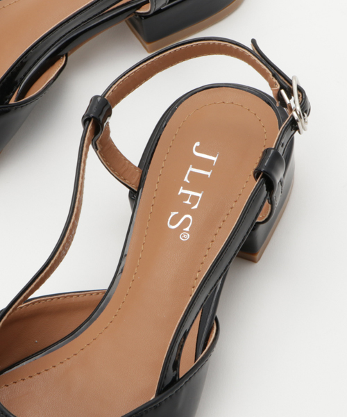 PLAIN CLOTHING（プレーンクロージング）の「バックストラップパンプス【SELECTED FOR PLAIN CLOTHING】（パンプス・レディース・ベージュ/ブラック・38/39/37/36/35）」の8枚目の写真