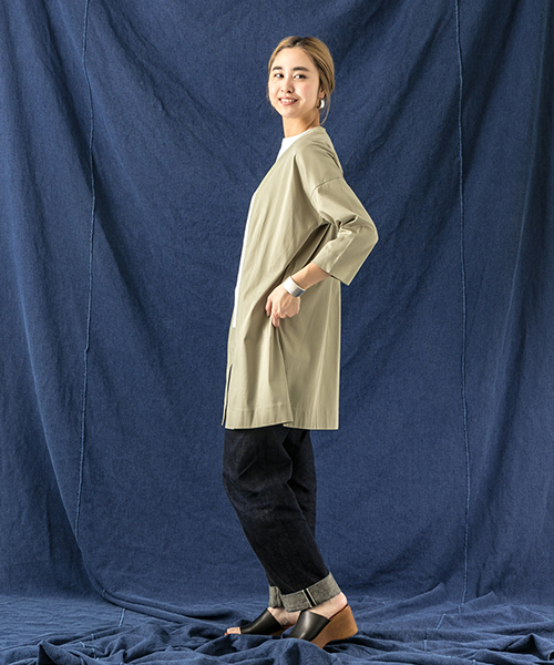 WORK NOT WORK URBAN RESEARCH（ワークノットワークアーバンリサーチ）の「WORK NOT WORK　シルケットスムースガウンカーディガン（カーディガン/ボレロ・レディース・ブルー/ベージュ系その他/カーキ・FREE）」の5枚目の写真