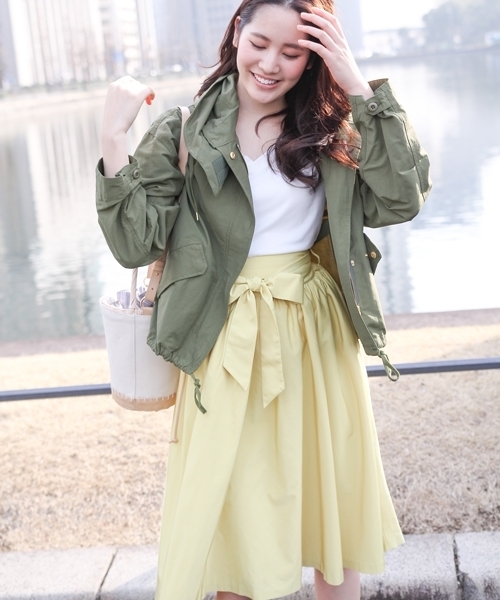 Andemiu(アンデミュウ)の「【BAILA4月号掲載】【脚長MAKE】STYLEセレクトフレアスカート754386(スカート・レディース・ピンク/ネイビー/ベージュ/イエロー/ブルー・MEDIUM/SMALL/M size/2(M)/S size/1(S))」の4枚目の写真