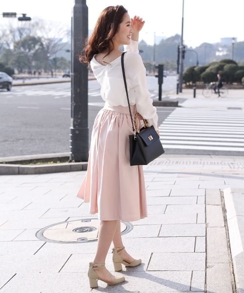 Andemiu(アンデミュウ)の「【BAILA4月号掲載】【脚長MAKE】STYLEセレクトフレアスカート754386(スカート・レディース・ピンク/ネイビー/ベージュ/イエロー/ブルー・MEDIUM/SMALL/M size/2(M)/S size/1(S))」の19枚目の写真