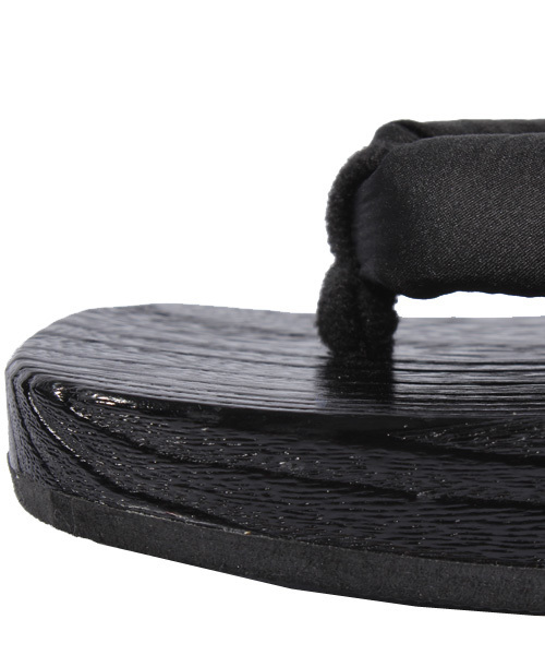 8(eight)(エイト)の「本格派 桐 下駄(和装小物・メンズ・ブラウン/ブラック・MEDIUM/LARGE)」の19枚目の写真