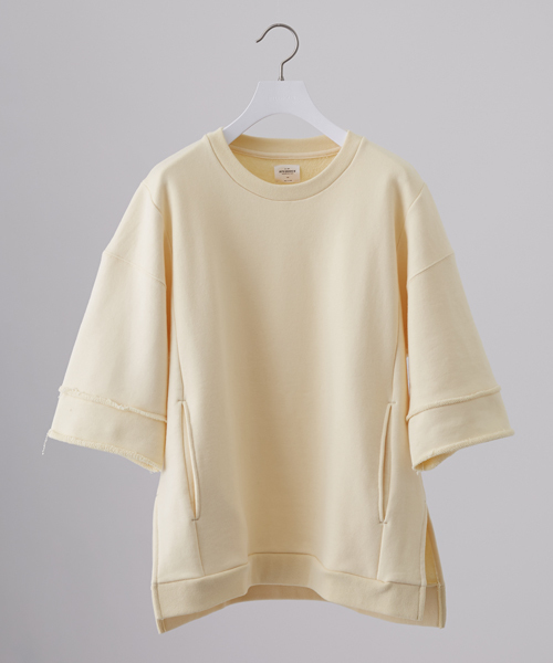 STUDIOUS(ステュディオス)の「オーバーサイズカットオフスウェットTシャツ(Tシャツ/カットソー・メンズ・オフホワイト/ピンク/イエロー・1/2)」の1枚目の写真