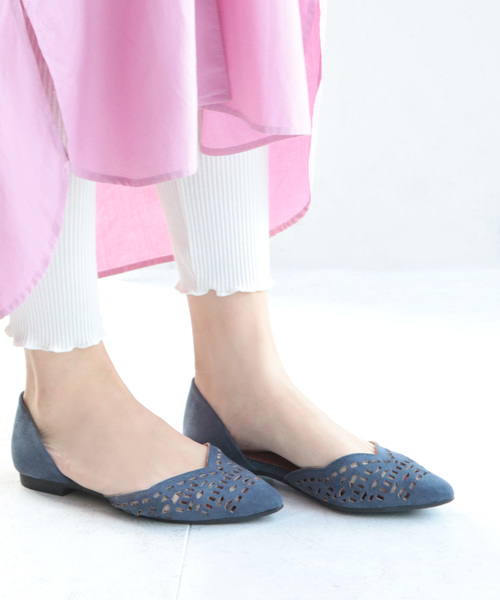 SESTO（セスト）の「カットワークデザインのVカットパンプスフラットサンダル（サンダル・レディース・ブラック/ベージュ/ピンク/シルバー/イエロー/ラベンダー/グリーン/キャメル/レッド系その他/イエロー系その他/パープル系その他/ブルー系その他/ベージュ系その他/ブラウン系その他/ブラック系その他・22.0cm/22.5cm/23.0cm/23.5cm/24.0cm/24.5cm/25.5cm）」の8枚目の写真