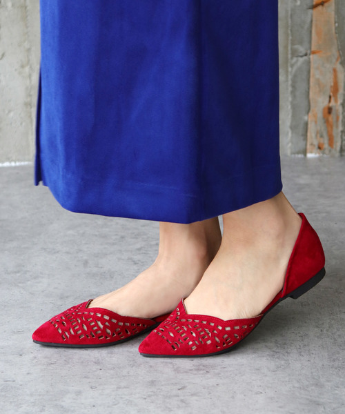 SESTO（セスト）の「カットワークデザインのVカットパンプスフラットサンダル（サンダル・レディース・ブラック/ベージュ/ピンク/シルバー/イエロー/ラベンダー/グリーン/キャメル/レッド系その他/イエロー系その他/パープル系その他/ブルー系その他/ベージュ系その他/ブラウン系その他/ブラック系その他・22.0cm/22.5cm/23.0cm/23.5cm/24.0cm/24.5cm/25.5cm）」の22枚目の写真