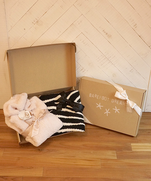 BAREFOOT DREAMS（ベアフットドリームズ）の「【12/9まで！】415 Bamboo Chic Hoodie+561 Animal print receiving blanket【Gift Packs】（パーカー・レディース・ピンク/ブラウン/キャメル/ネイビー/ブラック/ストーン・X-SMALL/SMALL/MEDIUM/LARGE）」の6枚目の写真