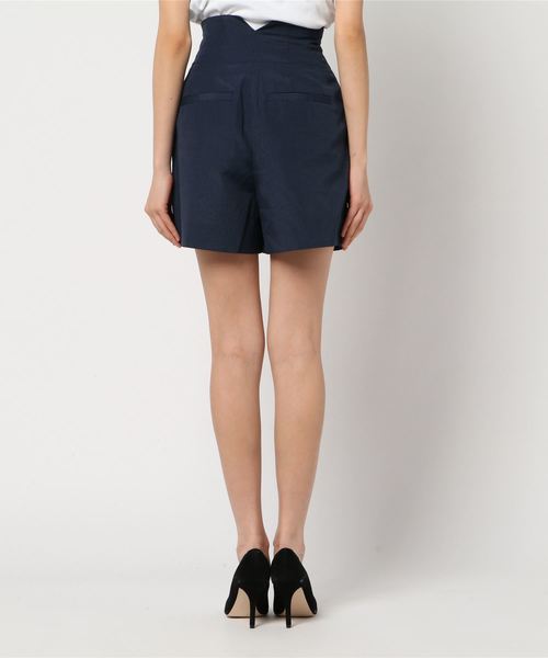 MOUSSY（マウジー）の「PIN STRIPE SHORTS（その他パンツ・レディース・ダークネイビー/ブラウン系その他・2/0/1）」の3枚目の写真