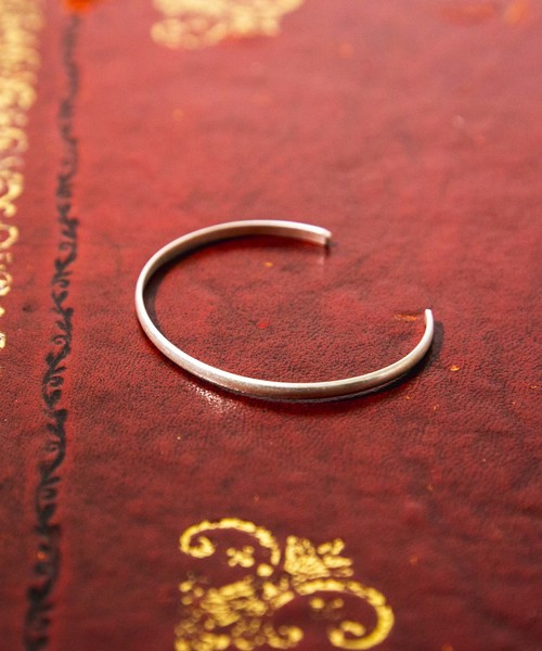 FACTOTUM（ファクトタム）の「【FACTOTUM】FACTOTUM3連シルバーコートバングル/（バングル/リストバンド・メンズ・シルバー/ゴールド・FREE）」の8枚目の写真