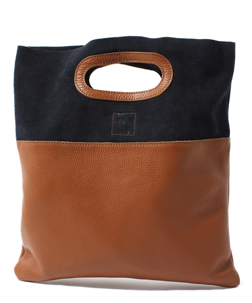 BEAMS BOY（ビームスボーイ）の「giovanni / 2トーン クラッチバッグ（クラッチバッグ・レディース・ブラウン/ネイビー/ブラック/インディゴブルー・ONE SIZE）」の2枚目の写真