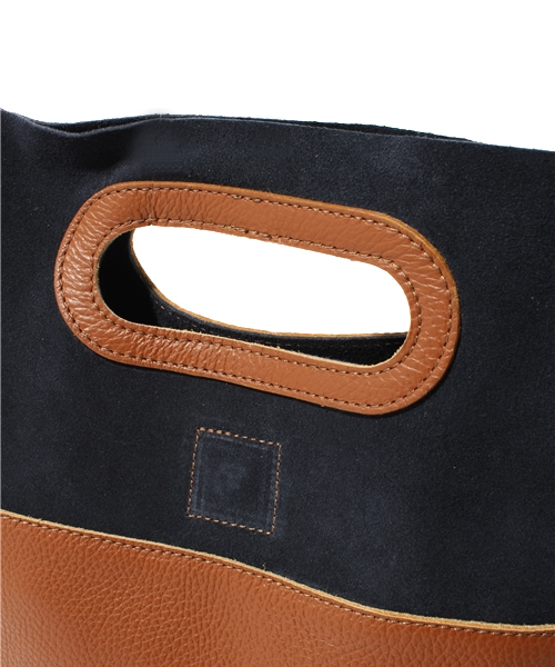 BEAMS BOY（ビームスボーイ）の「giovanni / 2トーン クラッチバッグ（クラッチバッグ・レディース・ブラウン/ネイビー/ブラック/インディゴブルー・ONE SIZE）」の7枚目の写真