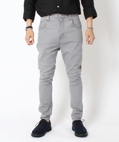 BEAMS（ビームス）の「BEAMS / スキニーサルエルデニム（デニムパンツ・メンズ・グレー/インディゴブルー・SMALL/MEDIUM/LARGE/X-LARGE）」の3枚目の写真