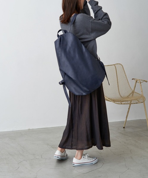 Chaco closet（チャコ クローゼット）の「オリジナルデザインフェイクレザーリュック（バックパック/リュック・レディース・ブラック/ネイビー/グレー/ブラウン/アイボリー/キャメル・FREE）」の14枚目の写真