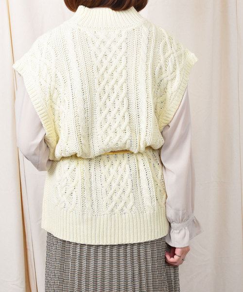 PairPair(ペアペア)の「ケーブルハイネックニットベスト(ベスト・レディース・ダークブラウン/レンガ/アイボリー/モカ・FREE)」の12枚目の写真