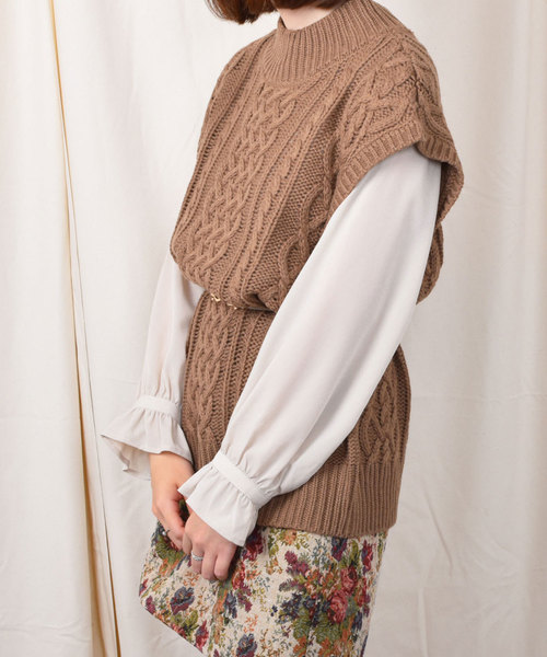 PairPair(ペアペア)の「ケーブルハイネックニットベスト(ベスト・レディース・ダークブラウン/レンガ/アイボリー/モカ・FREE)」の17枚目の写真