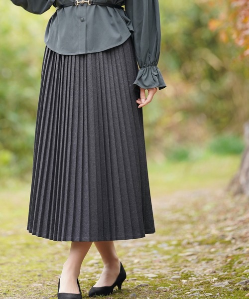 rps（アールピーエス）の「起毛プリーツスカート（スカート・レディース・チャコールグレー/ダークグリーン/ボルドー/キャメル・M）」の2枚目の写真