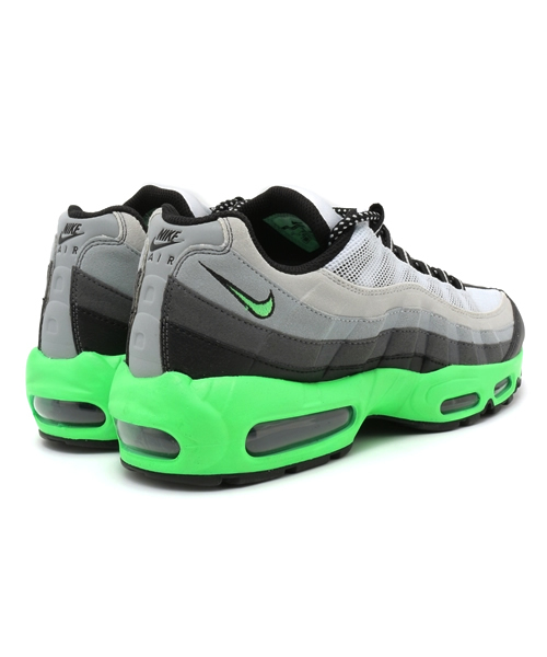NIKE（ナイキ）の「ナイキ エアマックス95 グラデーション NIKE