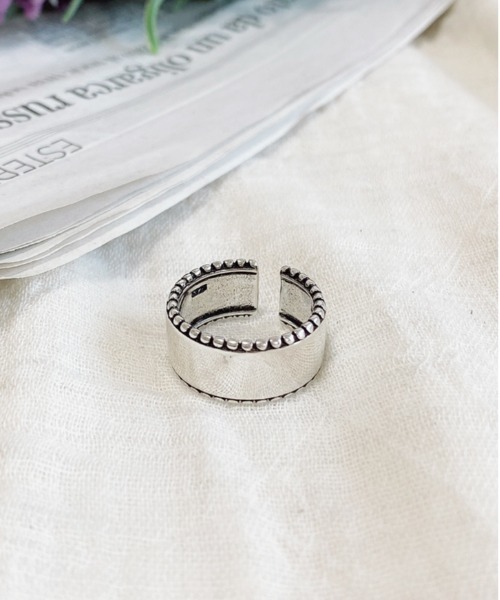 apres jour mignon（アプレジュールミニョン）の「【apresjour mignon×ARIAZ】アソート変形リング（リング・レディース・シルバー系その他2/ゴールド系その他2/シルバー系その他/ゴールド系その他/シルバー/シルバー系その他3/ゴールド/ゴールド系その他3/シルバー系その他4/ゴールド系その他4/シルバー系その他5/その他/ゴールド系その他6/シルバー系その他7/ゴールド系その他7/シルバー系その他6/ゴールド系その他5/その他5/その他4/その他3/その他2/その他9/その他10/その他11/その他12/その他13/その他6/その他7/その他8・ONESIZE）」の5枚目の写真