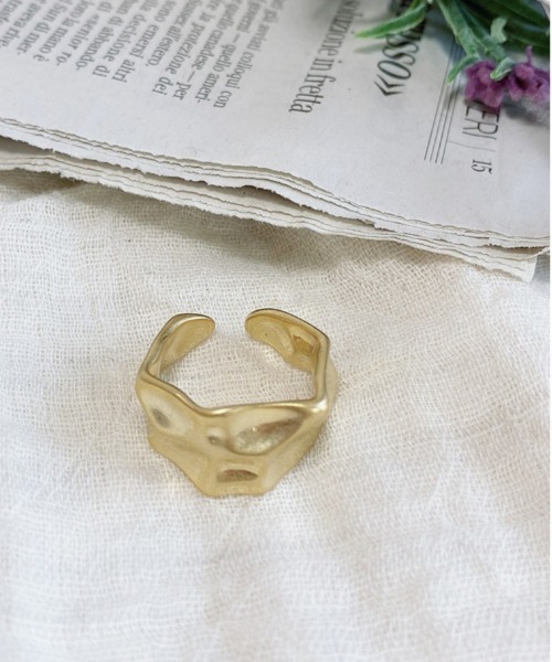 apres jour mignon（アプレジュールミニョン）の「【apresjour mignon×ARIAZ】アソート変形リング（リング・レディース・シルバー系その他2/ゴールド系その他2/シルバー系その他/ゴールド系その他/シルバー/シルバー系その他3/ゴールド/ゴールド系その他3/シルバー系その他4/ゴールド系その他4/シルバー系その他5/その他/ゴールド系その他6/シルバー系その他7/ゴールド系その他7/シルバー系その他6/ゴールド系その他5/その他5/その他4/その他3/その他2/その他9/その他10/その他11/その他12/その他13/その他6/その他7/その他8・ONESIZE）」の9枚目の写真